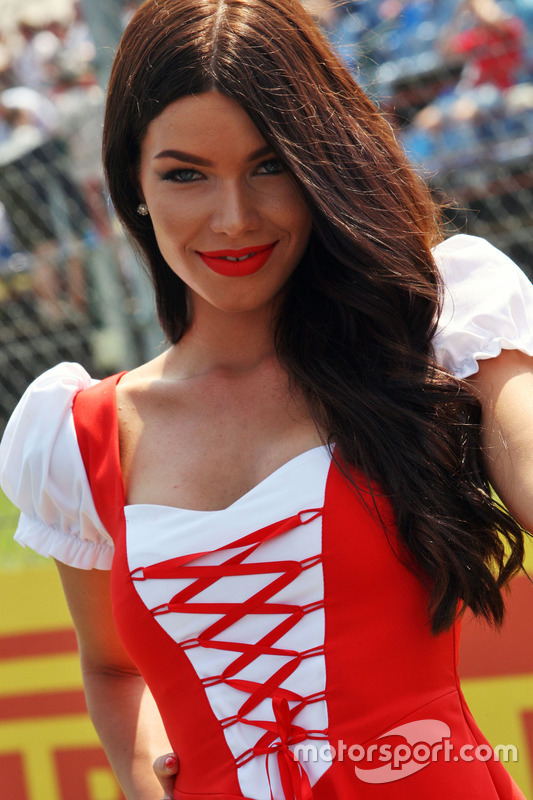 Grid girl