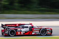 #8 Audi Sport Team Joest, Audi R18 e-tron quattro: Lucas di Grassi, Loic Duval, Oliver Jarvis