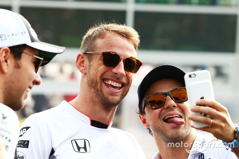 (L to R): Jenson Button, McLaren with Felipe Massa, Williams on the drivers parade