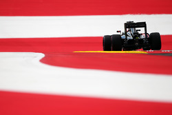 Jenson Button, McLaren MP4-31