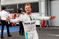 Race winner Nico Rosberg, Mercedes AMG F1 celebrates in parc ferme
