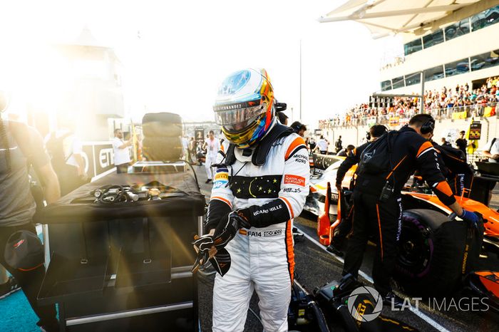 Alonso cierra el año brillando en Abu Dhabi, con vistas a 2018