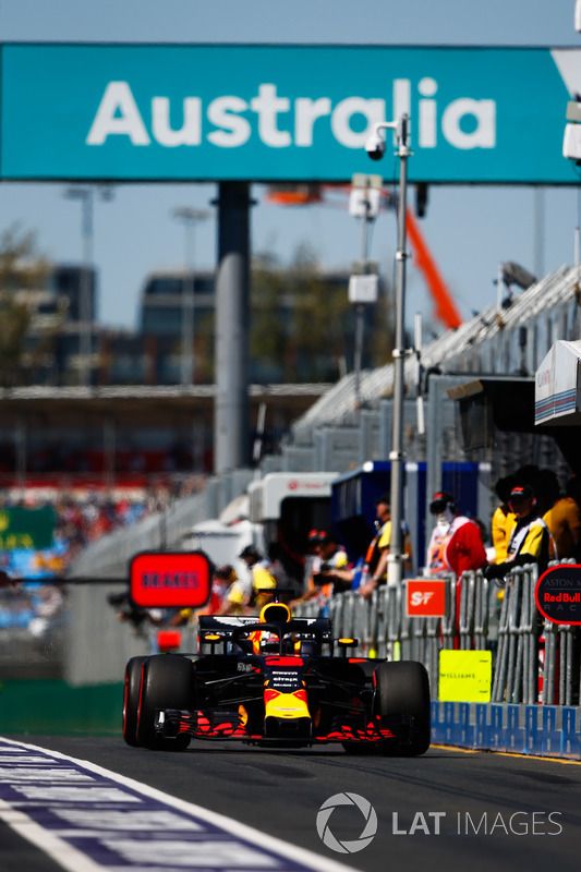 Daniel Ricciardo, Red Bull Racing RB14 Tag Heuer