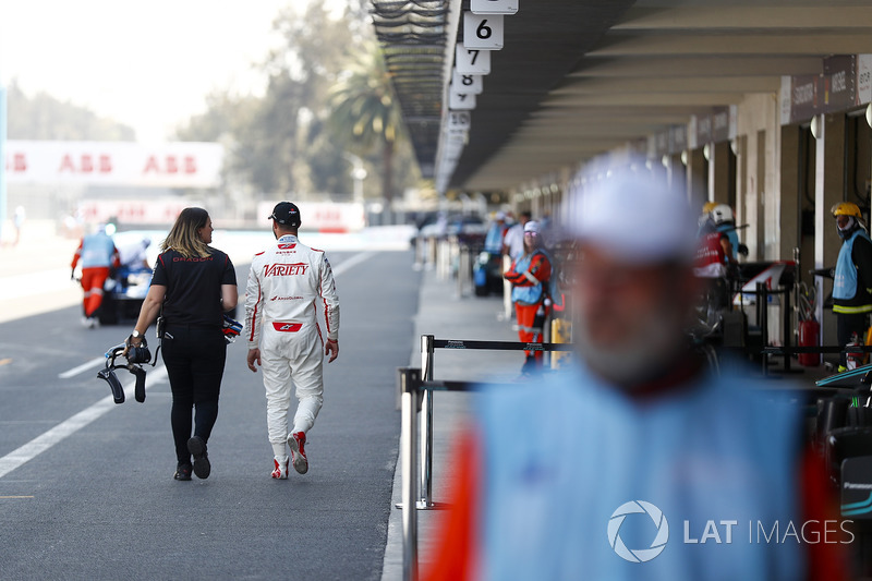 Jose Maria Lopez, Dragon Racing, walks down the pit lane