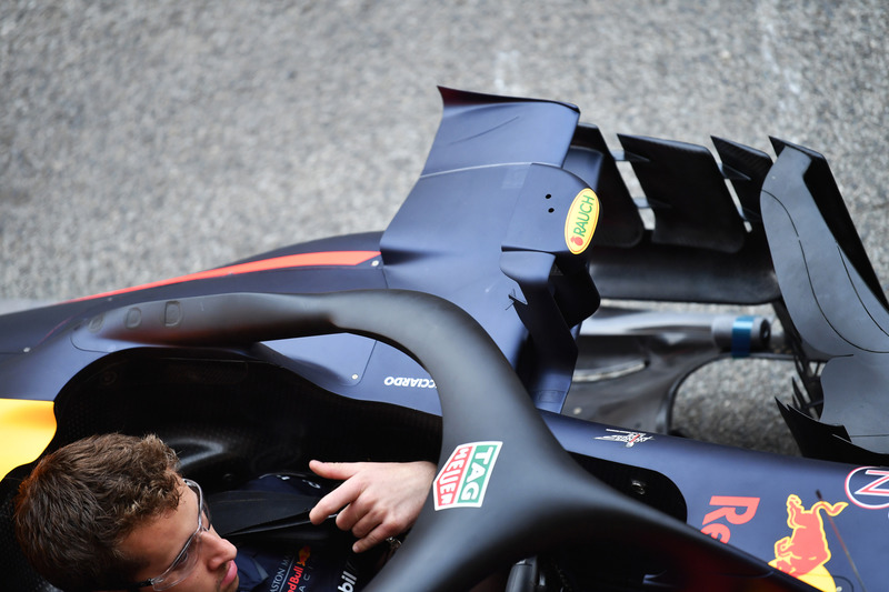 Red Bull Racing RB14 sidepod and barge board detail