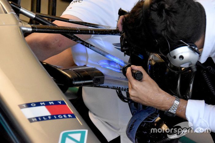 Suspensión delantera del Mercedes AMG F1 W09 