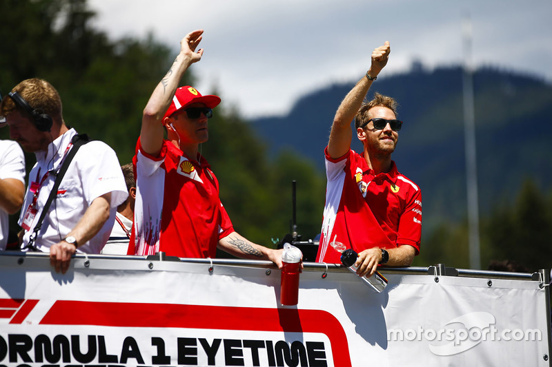 Kimi Raikkonen, Ferrari, Sebastian Vettel, Ferrari