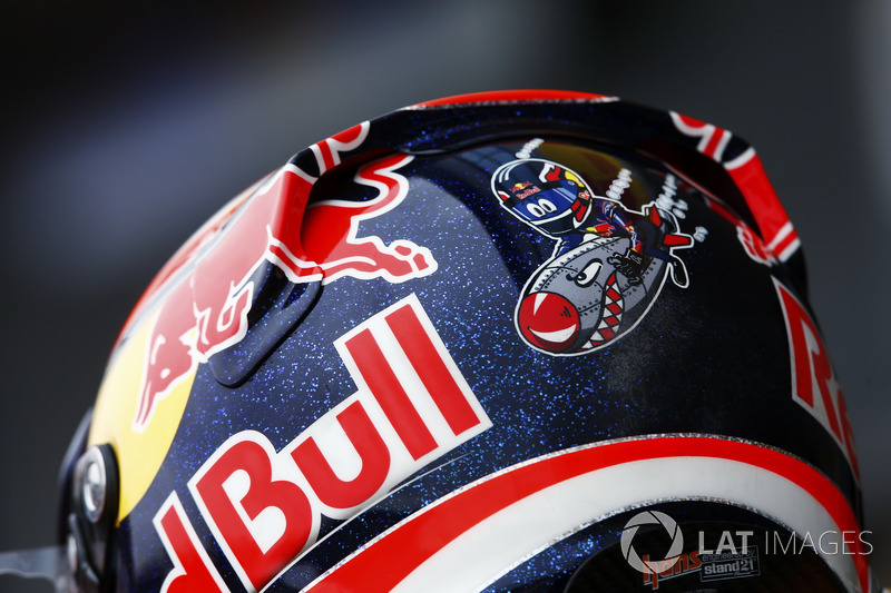 Detalle del diseño de la parte trasera del casco de Daniel Ricciardo, Red Bull Racing