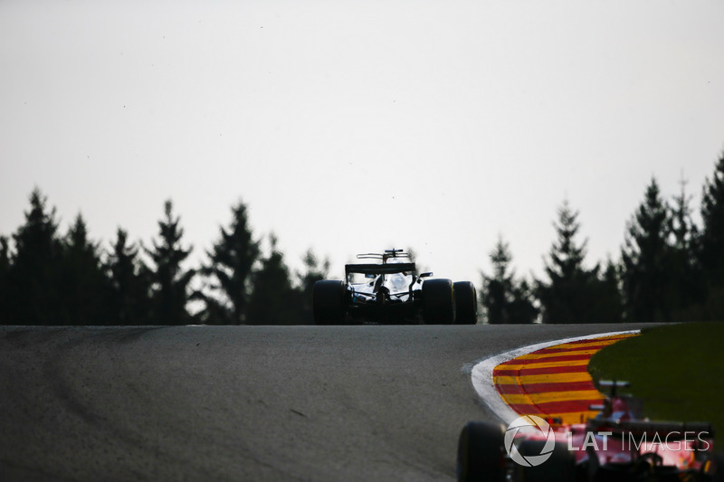 ¿Hay tanta pendiente en Eau Rouge?
