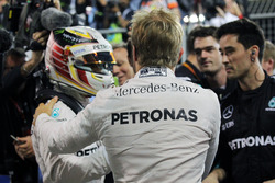 Race winner Nico Rosberg, Mercedes AMG F1 celebrates in parc ferme with third placed team mate Lewis