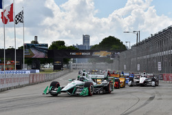 Start: Simon Pagenaud, Team Penske Chevrolet aan de leiding