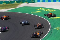 Daniel Ricciardo, Red Bull Racing RB13, goes wide after contact, Max Verstappen, Red Bull Racing RB1