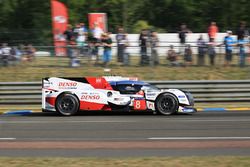 #8 Toyota Gazoo Racing Toyota TS050 Hybrid: Anthony Davidson, Sébastien Buemi, Kazuki Nakajima