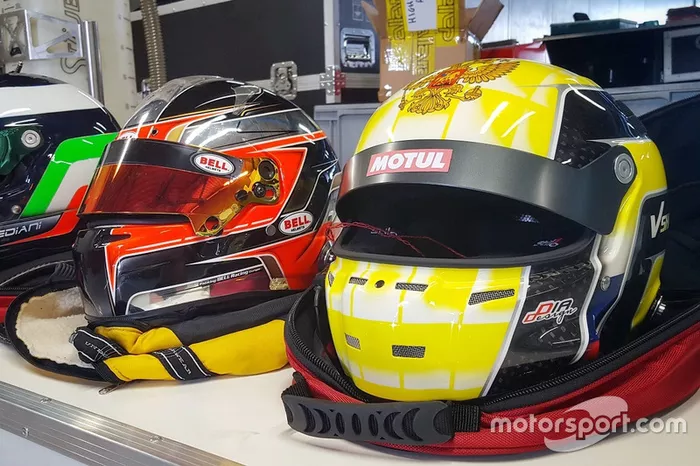 Casco de Robert Kubica