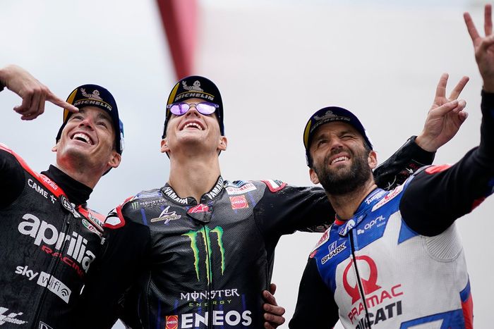 Podio: Ganador de la carrera Fabio Quartararo, Yamaha Factory Racing, segundo lugar Johann Zarco, Pramac Racing, tercer lugar Aleix Espargaro, Aprilia Racing