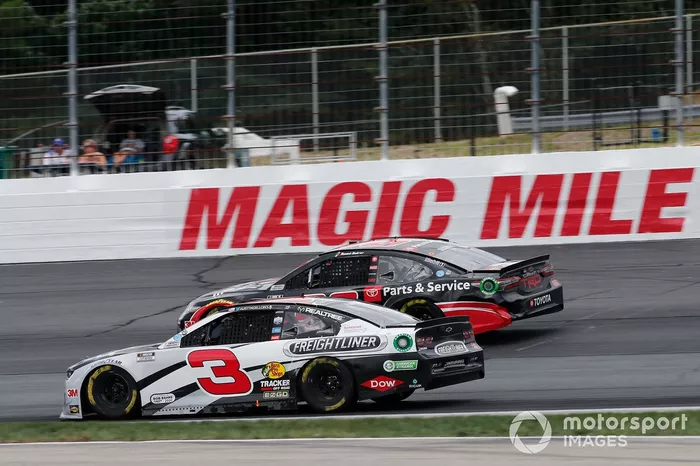 Austin Dillon, Richard Childress Racing, Freightliner Chevrolet Camaro, Daniel Suarez, Gaunt Brothers Racing, Genuine Parts & Service Toyota Camry