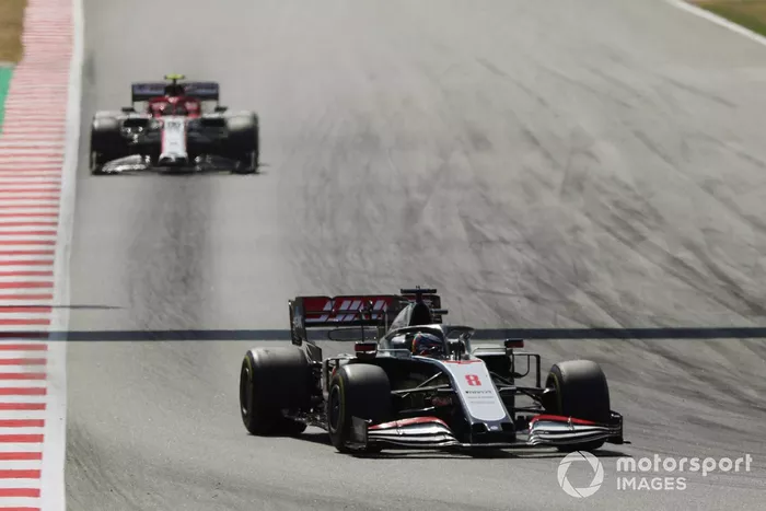 Romain Grosjean, Haas VF-20, Antonio Giovinazzi, Alfa Romeo Racing C39