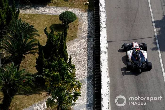 Enzo Fittipaldi, Sauber Junior Team by Charouz
