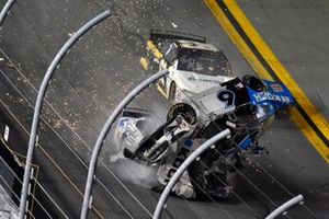 Crash of Ryan Newman, Roush Fenway Racing, Ford Mustang Koch Industries