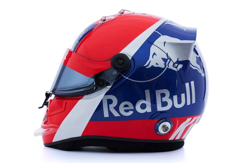 Helmet of Daniil Kvyat, Scuderia Toro Rosso
