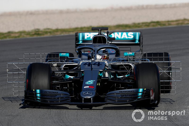 Lewis Hamilton, Mercedes-AMG F1 W10, con sensori aerodinamici