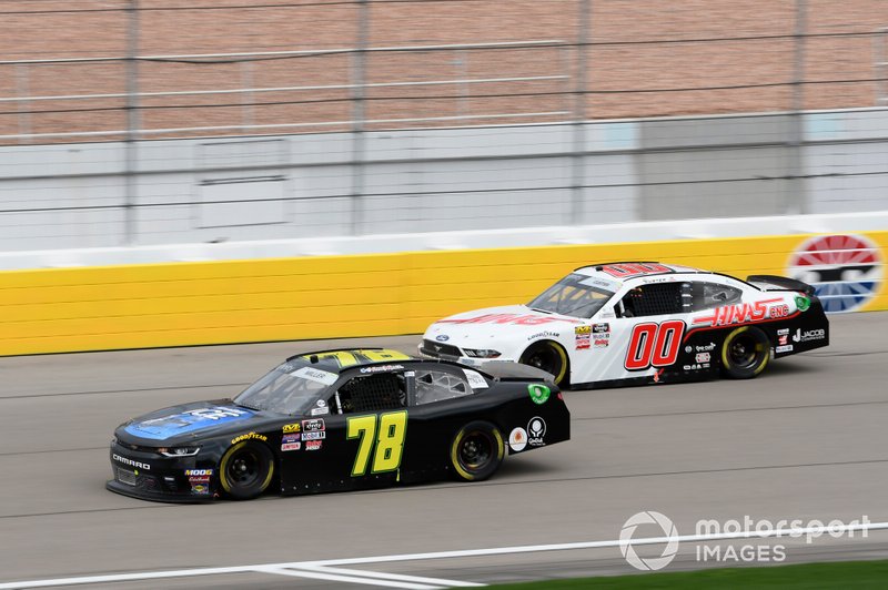 Vinnie Miller, B.J. McLeod Motorsports, Chevrolet Camaro Koobox, Cole Custer, Stewart-Haas Racing, Ford Mustang Haas Automation