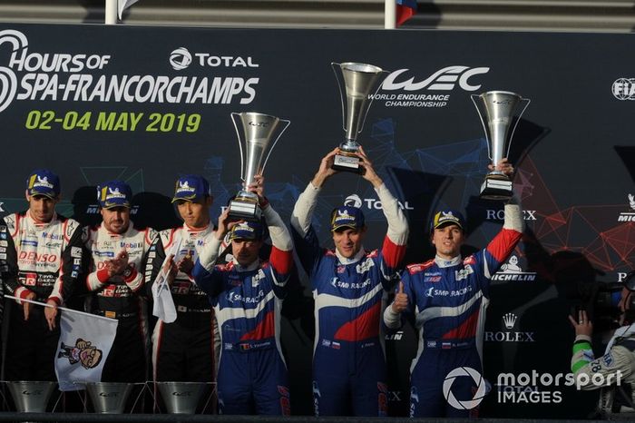 P1 Podio, #8 Toyota Gazoo Racing Toyota TS050: Sébastien Buemi, Kazuki Nakajima, Fernando Alonso and #11 SMP Racing BR Engineering BR1: Mikhail Aleshin, Vitaly Petrov, Stoffel Vandoorne 