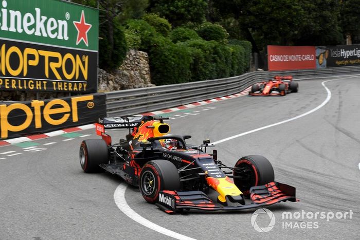 Max Verstappen, Red Bull Racing RB15, Sebastian Vettel, Ferrari SF90