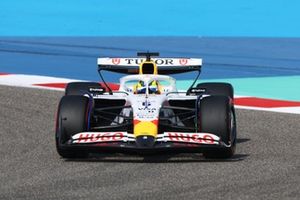 Isack Hadjar, Equipo Racing Bulls