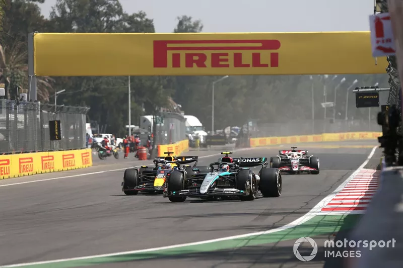 Andrea Kimi Antonelli, Mercedes F1 W15, Max Verstappen, Red Bull Racing RB20, Kevin Magnussen, Haas VF-24