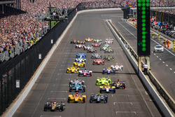 Départ : James Hinchcliffe, Schmidt Peterson Motorsports Honda mène
