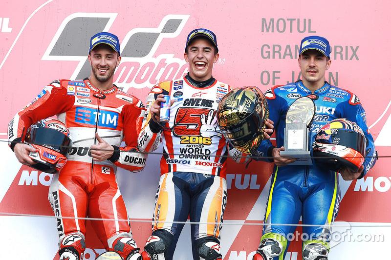 Podio: Marc Marquez ganador de la carrera, Repsol Honda Team, Andrea Dovizioso segundo clasificado, 