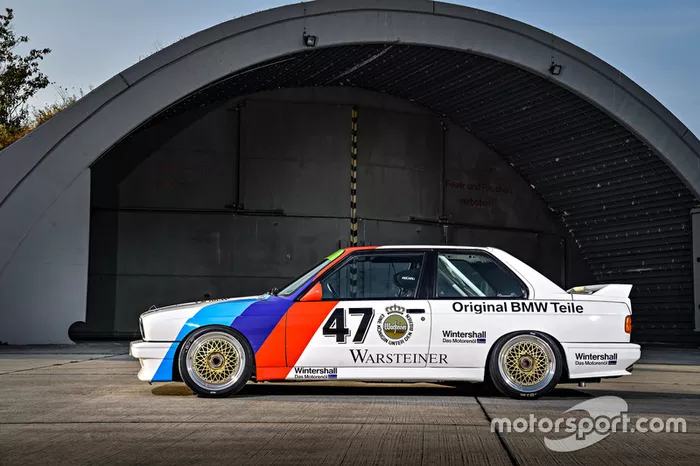 BMW M3 DTM E30