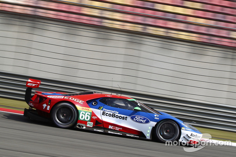 19. #66 Ford Chip Ganassi Racing Team UK Ford GT: Олів'є Пла, Штефан Мюке