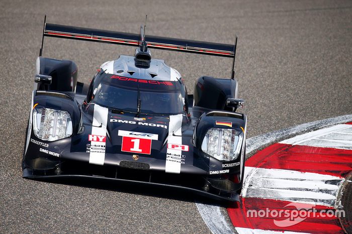 #1 Porsche Team Porsche 919 Hybrid: Timo Bernhard, Mark Webber, Brendon Hartley