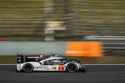 #1 Porsche Team, Porsche 919 Hybrid: Timo Bernhard, Mark Webber, Brendon Hartley