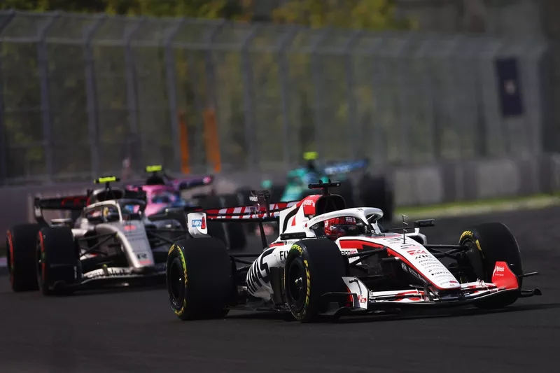 Gabriel Bortoleto, équipe Audi F1, Esteban Ocon, équipe Haas F1