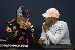 Daniel Ricciardo, Red Bull Racing ve Lewis Hamilton, Mercedes-AMG F1i basın toplantısı