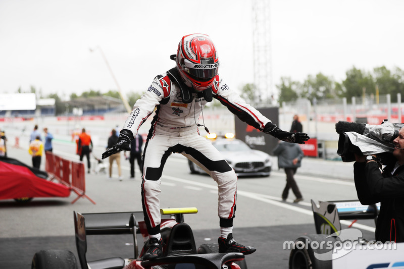 Le pilote de réserve Mercedes a remporté son duel face à Nyck de Vries pour s'imposer