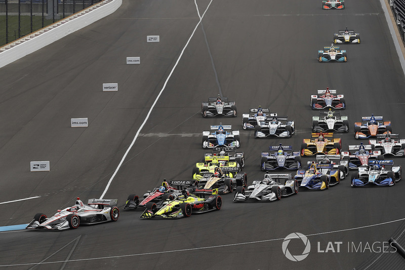 Will Power, Team Penske Chevrolet, Robert Wickens, Schmidt Peterson Motorsports Honda, Sébastien Bourdais, Dale Coyne Racing with Vasser-Sullivan Honda, James Hinchcliffe, Schmidt Peterson Motorsports Honda, Josef Newgarden, Team Penske Chevrolet, start, g