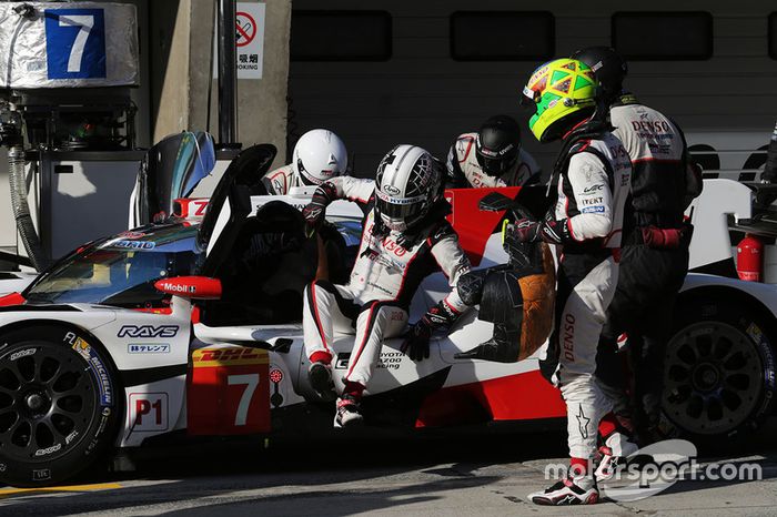 #7 Toyota Gazoo Racing Toyota TS050-Hybrid: Mike Conway, Kamui Kobayashi