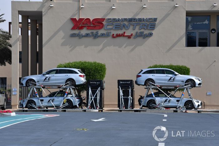 Safety car and Medical freight