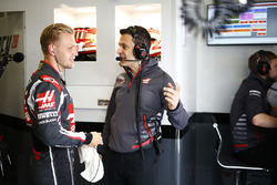 Kevin Magnussen, Haas F1 Team, talks to his engineer