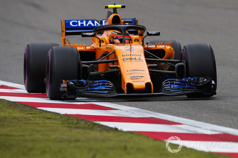Stoffel Vandoorne, McLaren MCL33 Renault