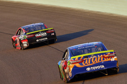 Martin Truex Jr., Furniture Row Racing Toyota, Kyle Busch, Joe Gibbs Racing Toyota