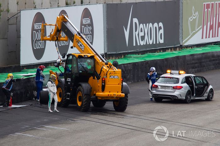 Coche chocado de Lewis Hamilton, Mercedes-Benz F1 W08