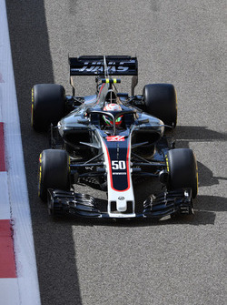 Antonio Giovinazzi, Haas F1 Team VF-17 ve halo