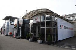 F1 Experiences, motorhome