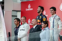 Pierre Wache, ingénieur Red Bull Racing, Valtteri Bottas, Mercedes AMG F1, Daniel Ricciardo, Red Bull Racing et Lance Stroll, Williams