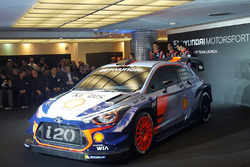 Hayden Paddon, Daniel Sordo, Thierry Neuville, Hyundai Motorsport onthullen de 2017 Hyundai i20 Coup